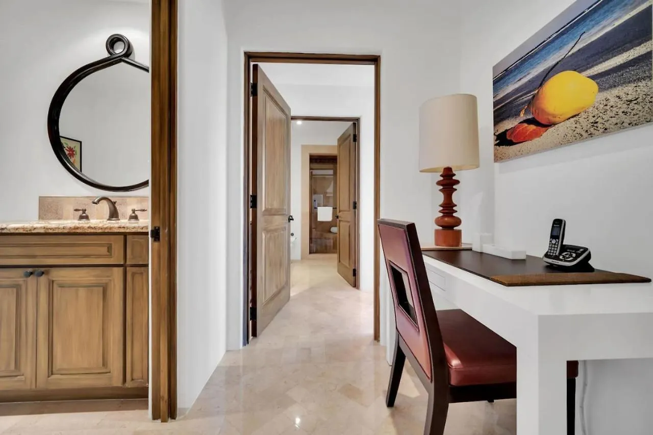 Dom wakacyjny 2 Bd 5-Star Beachfront Paradise Cabo San Lucas