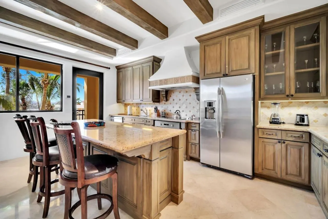 Dom wakacyjny 2 Bd 5-Star Beachfront Paradise Cabo San Lucas Meksyk